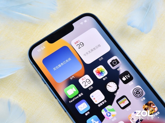 高刷缺席芯片阉割，不便宜的iPhone 13为什么还值得买？（不发） 