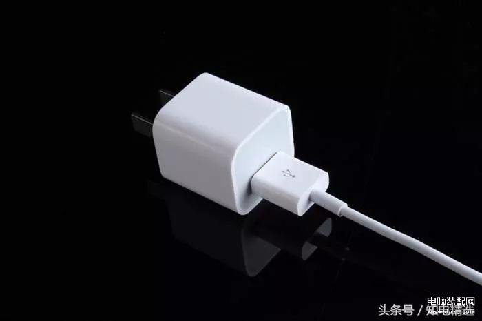 ipad的充电器可以给iphone充电吗