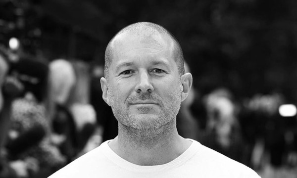 苹果公司前设计总监乔尼·艾维（Jony Ive）有机会成为首席执行官