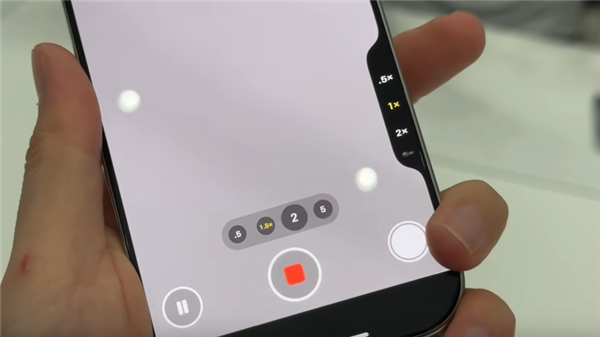 iPhone 16 Pro上手体验曝光：新增相机控制键体验丝滑