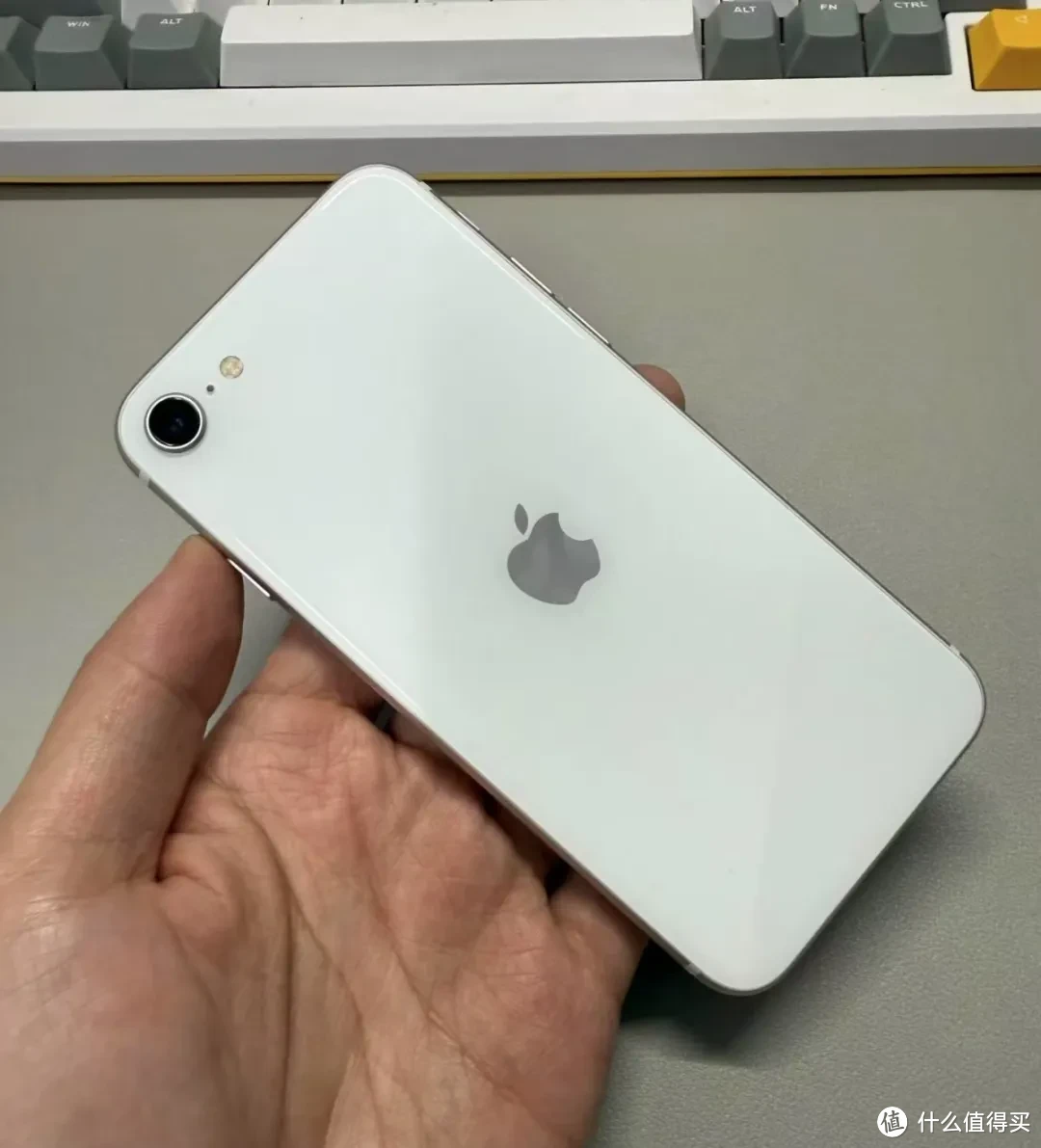 性价比超高的iPhone，A13处理器+LCD小屏，好成色500块