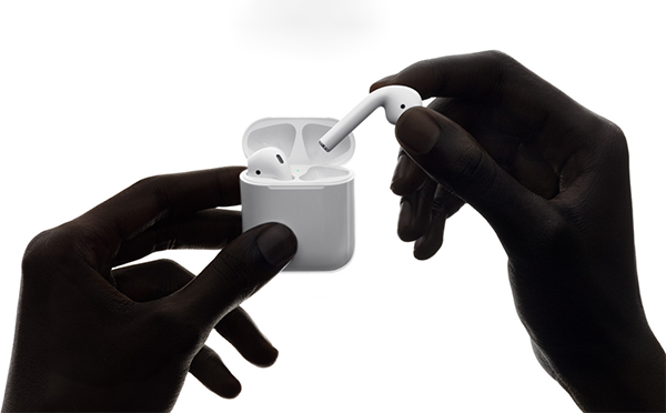 不换iPhone 7有原因 AirPods“满满槽点”