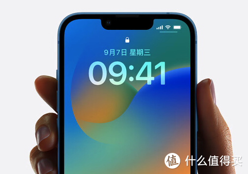 苹果也无奈，iPhone13“不讲武德”，512GB从8399降至2699